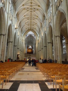 Main aisle in alignmentment with the outside phoo