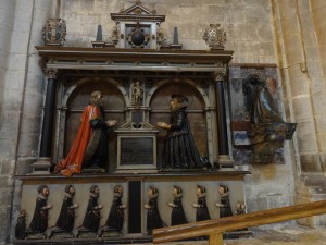 Also from the early 1600s and the small figures below signify the children