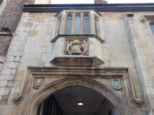 Cats of arms above the entrance to Marylebone, a public thoroughfare to the Crypt entrance, churchyard etc