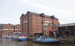 The middle boat is the tour boar and the Waterways Museum is in the converted warehouse immediately behind it